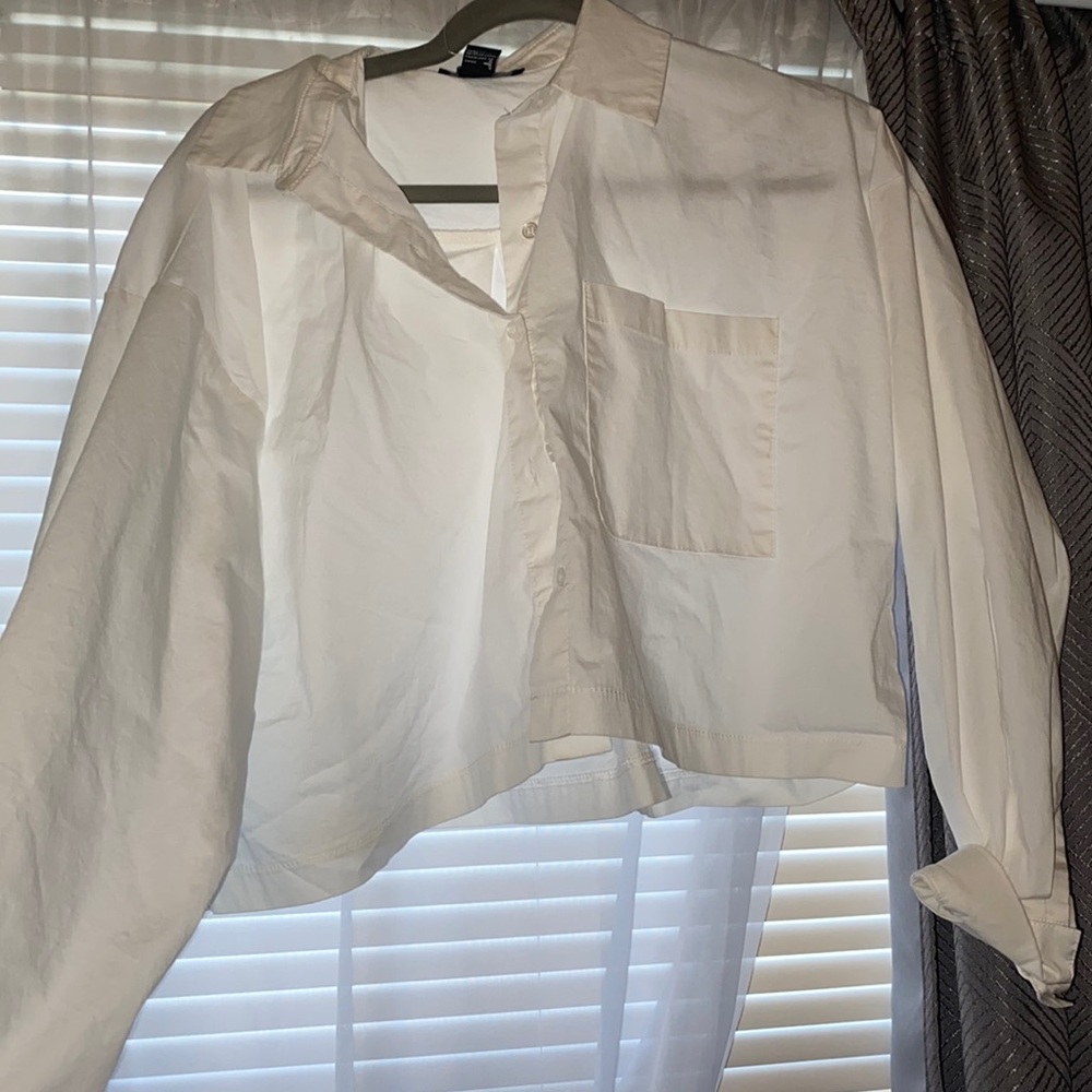 White crop top long sleeve button up